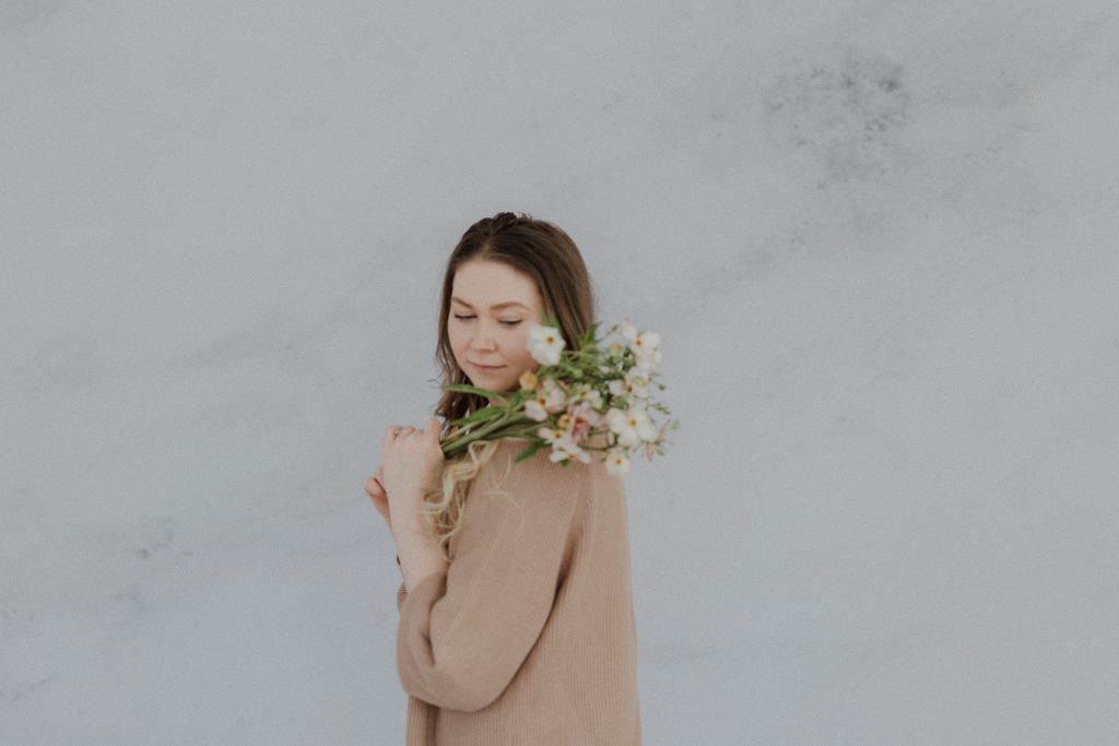 AM Floral Portraits - Sonia V Photo - Documentary Style Candid Photographer - Ottawa Ontario Kemptville Destination Photographer - Authentic Colour Photography - Wedding Photographer - Branding Photographer - Small Business Headshots - Engagement Photos - Family Portraits - Lifestyle