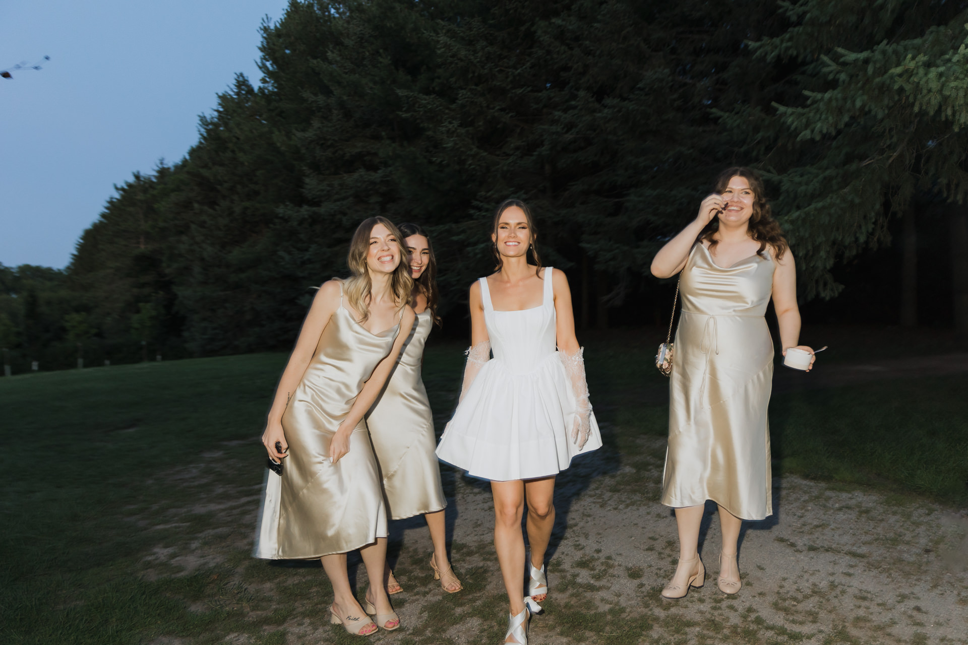 Real Wedding at Gracewood Estates Kurtz Orchards Niagara on the Lake - photos by Sonia V Photography