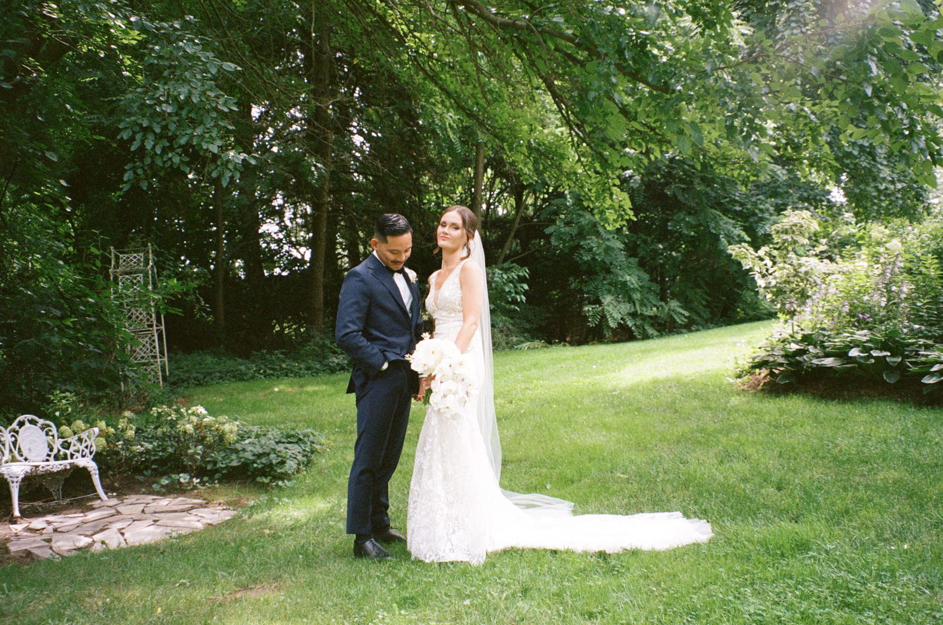 Real Wedding at Gracewood Estates Kurtz Orchards Niagara on the Lake - photos by Sonia V Photography