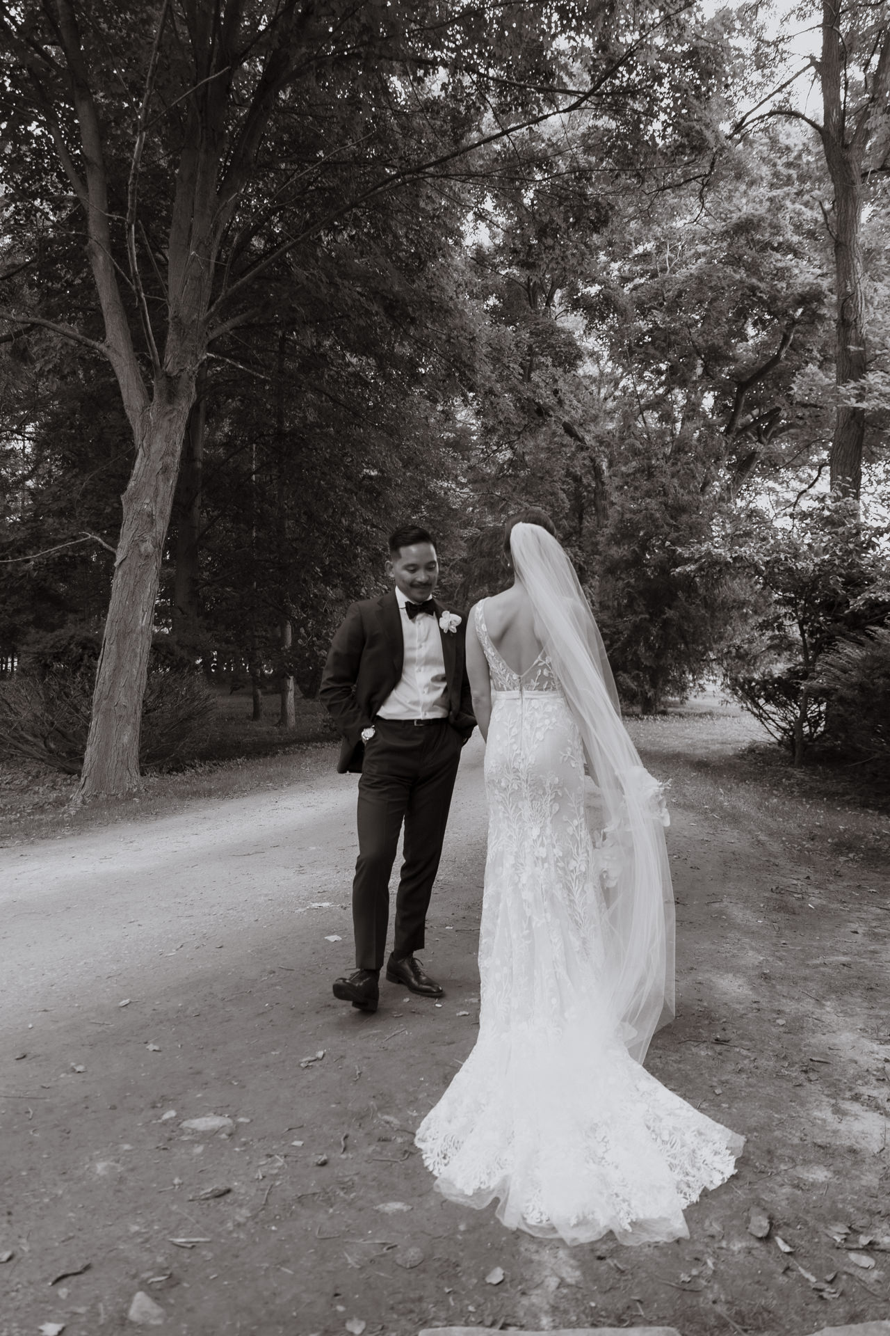 Real Wedding at Gracewood Estates Kurtz Orchards Niagara on the Lake - photos by Sonia V Photography