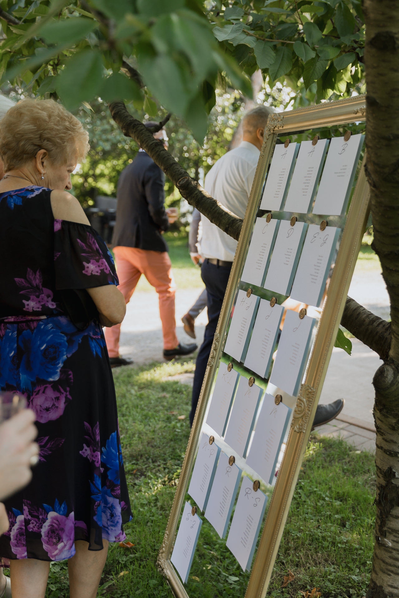 Real Wedding at Gracewood Estates Kurtz Orchards Niagara on the Lake - photos by Sonia V Photography