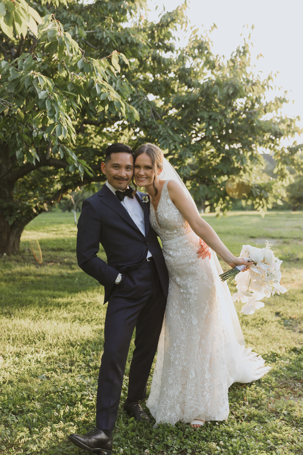 Real Wedding at Gracewood Estates Kurtz Orchards Niagara on the Lake - photos by Sonia V Photography