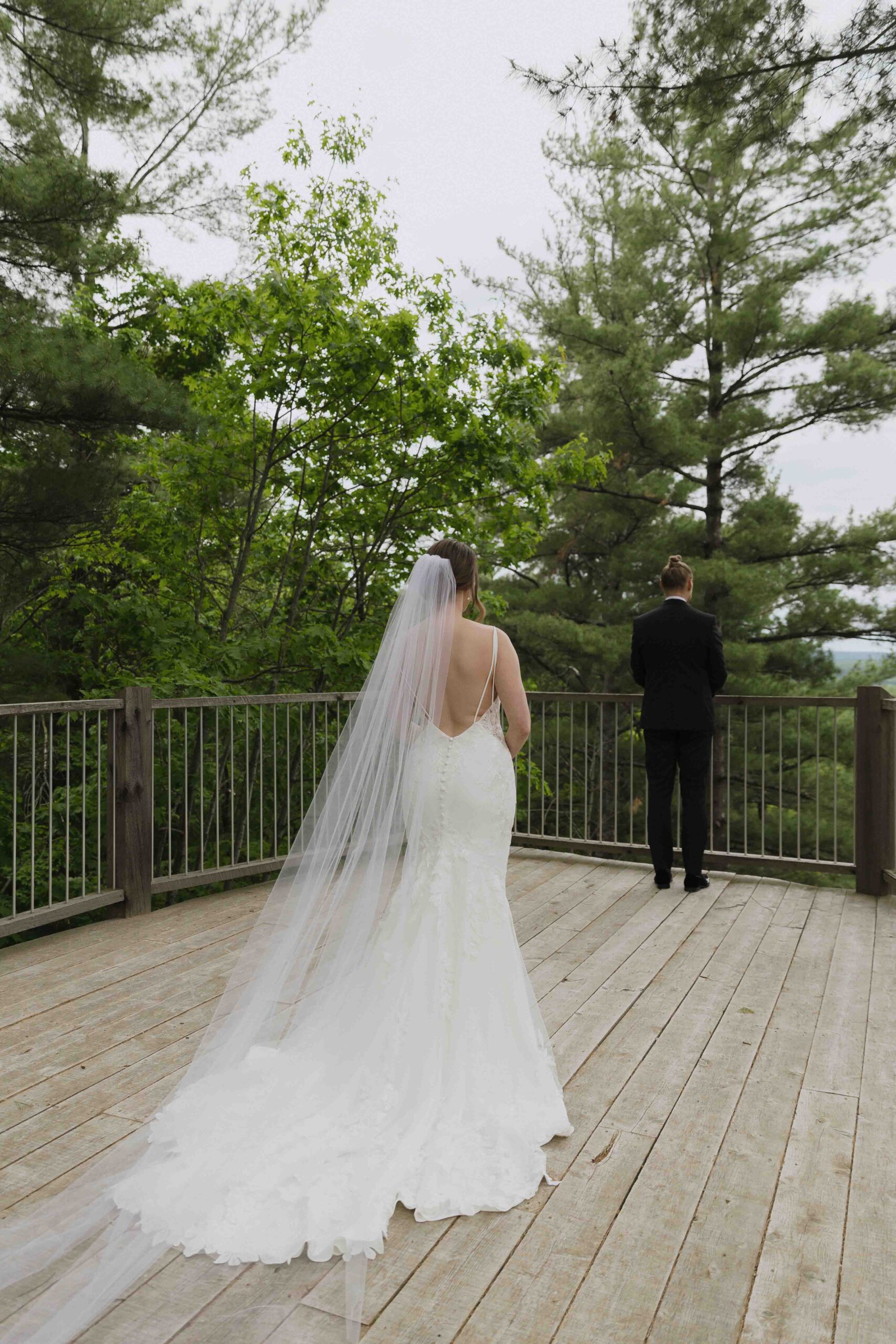 Colourful Spring Wedding at Le Belvédère - Sonia V Photography