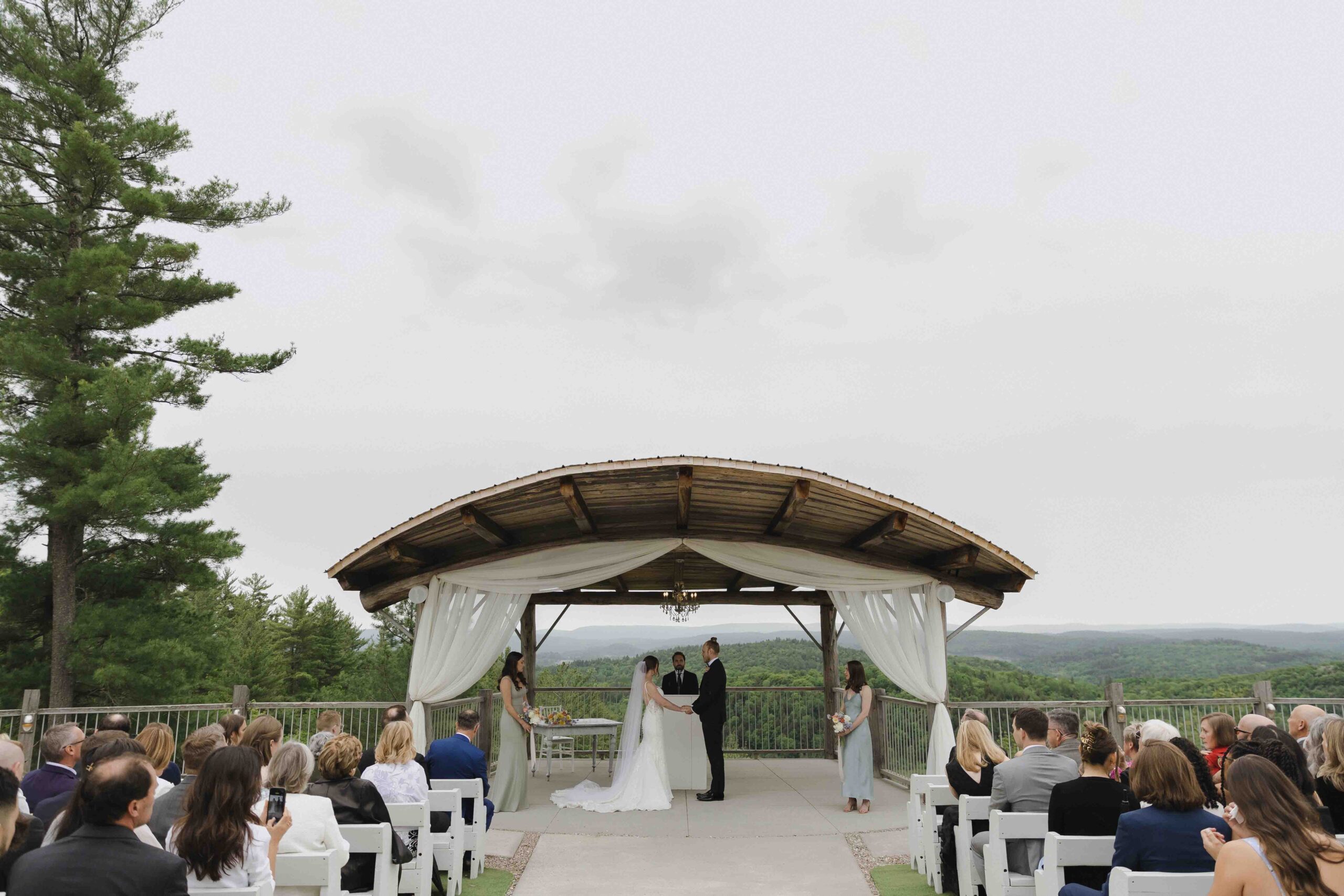 Colourful Spring Wedding at Le Belvédère - Sonia V Photography