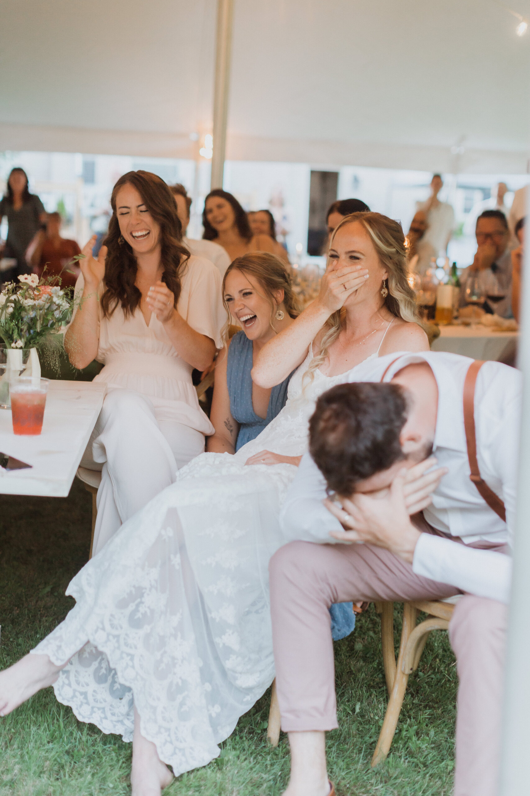 How to Create a Wedding Day Timeline For Genuine Candid Photos - Sonia V Photography
