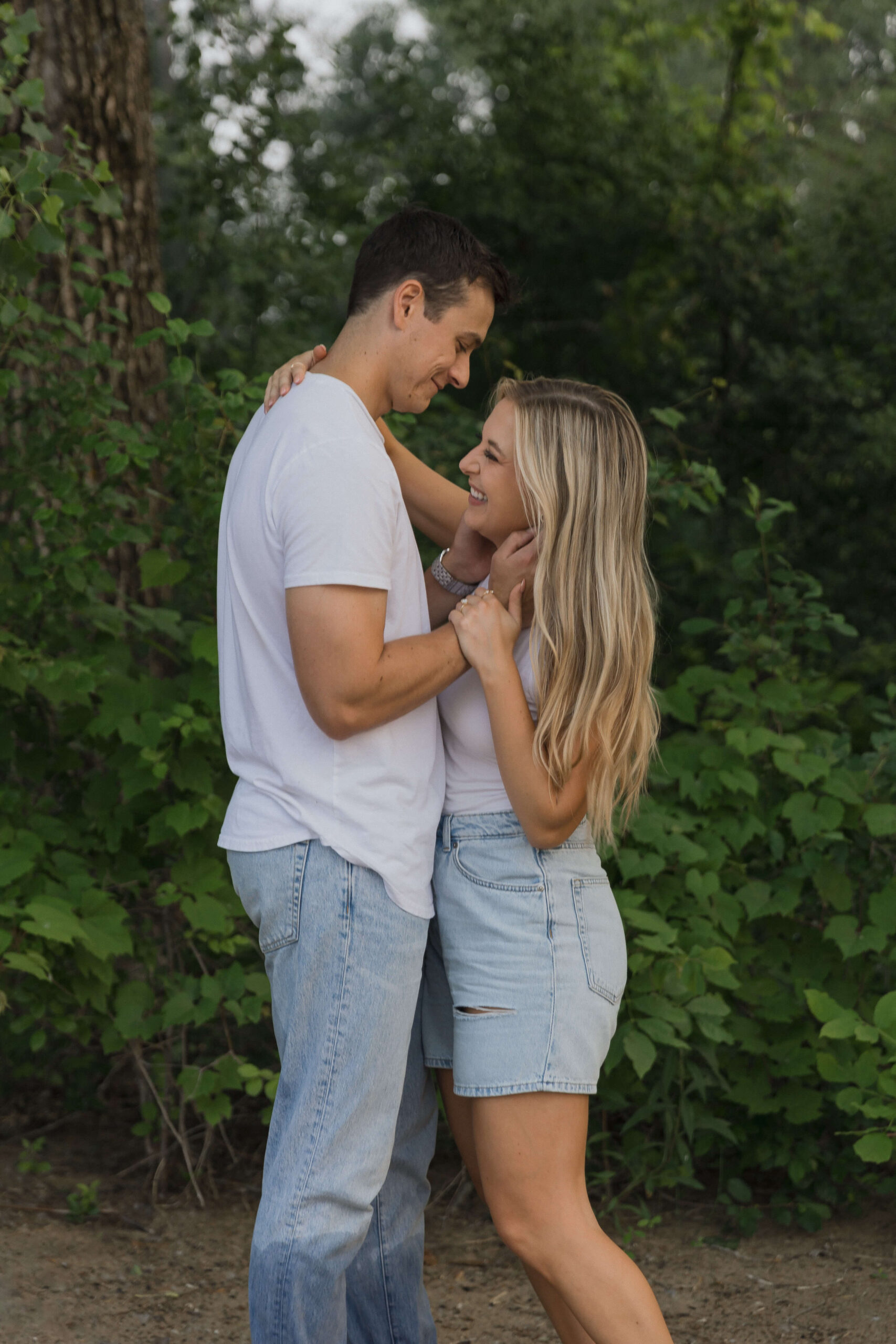 Beach Engagement Session in Ottawa - Sonia V Photography