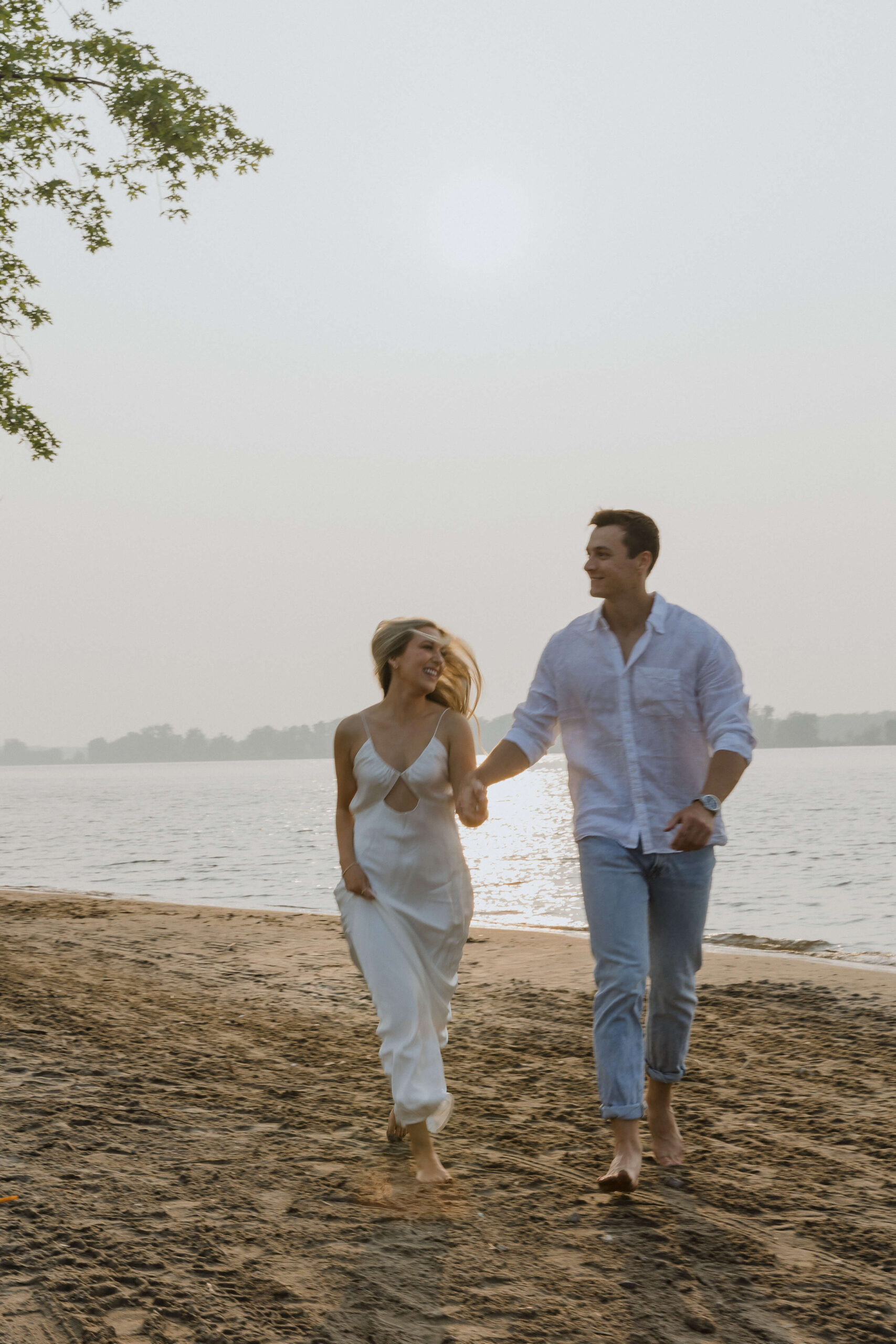 Beach Engagement Session in Ottawa - Sonia V Photography