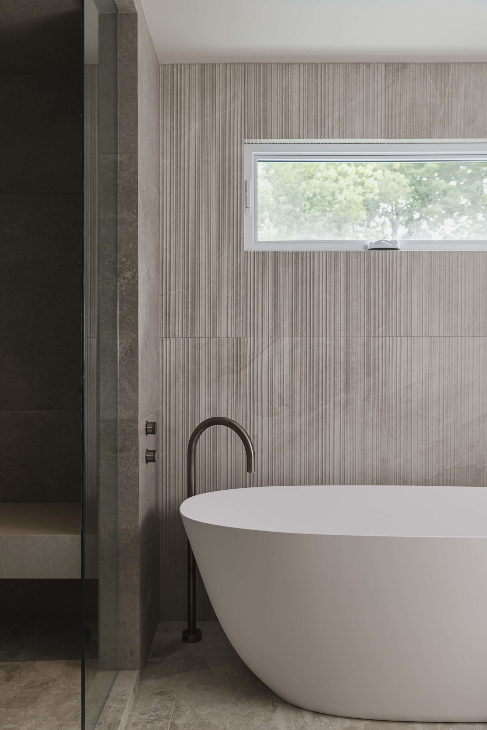 Minimalist En Suite Bathroom Design Inspiration - Sonia V Photography