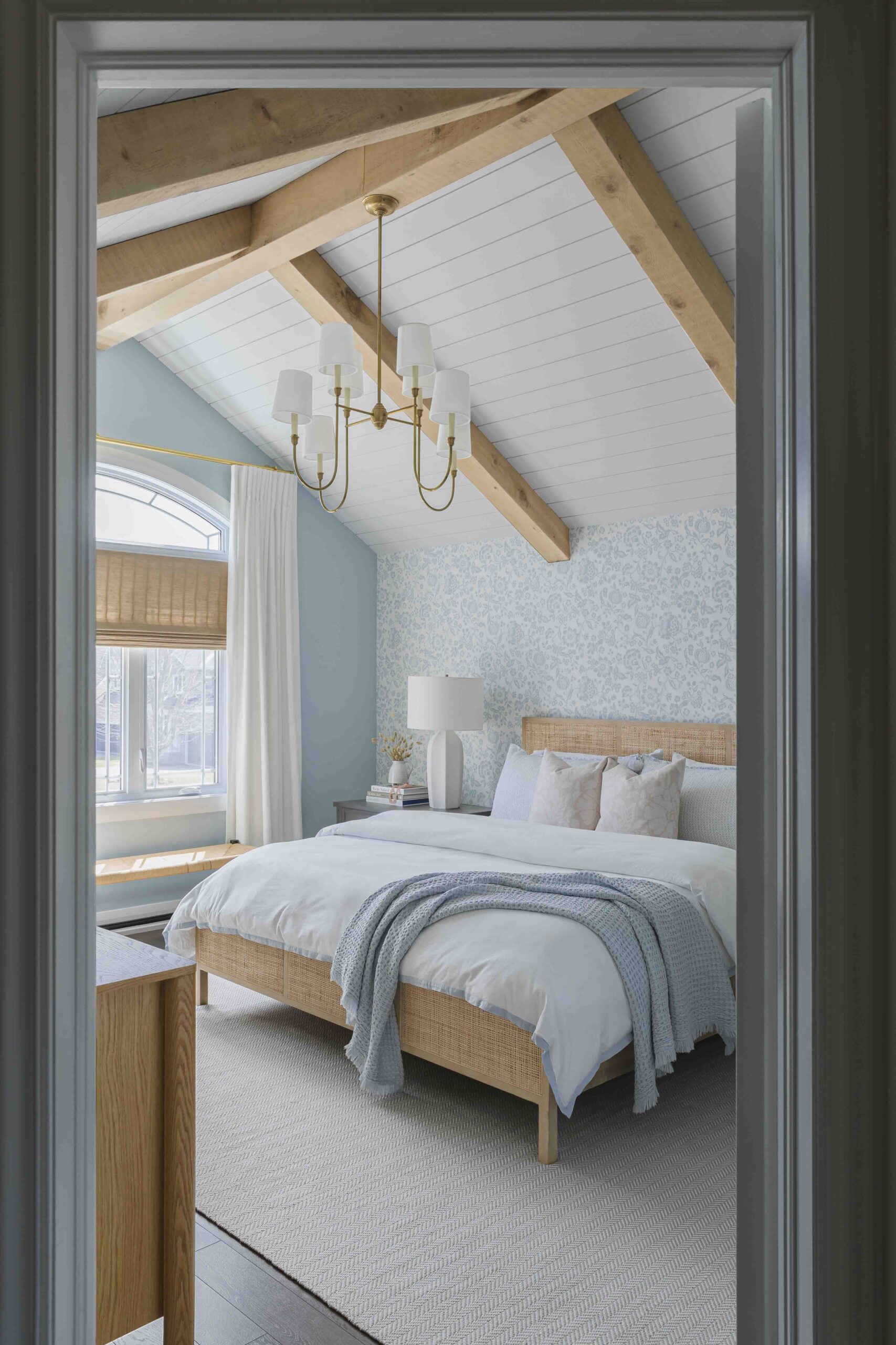 Modern Coastal Bedroom & Main Bath – Ottawa at Home Feature