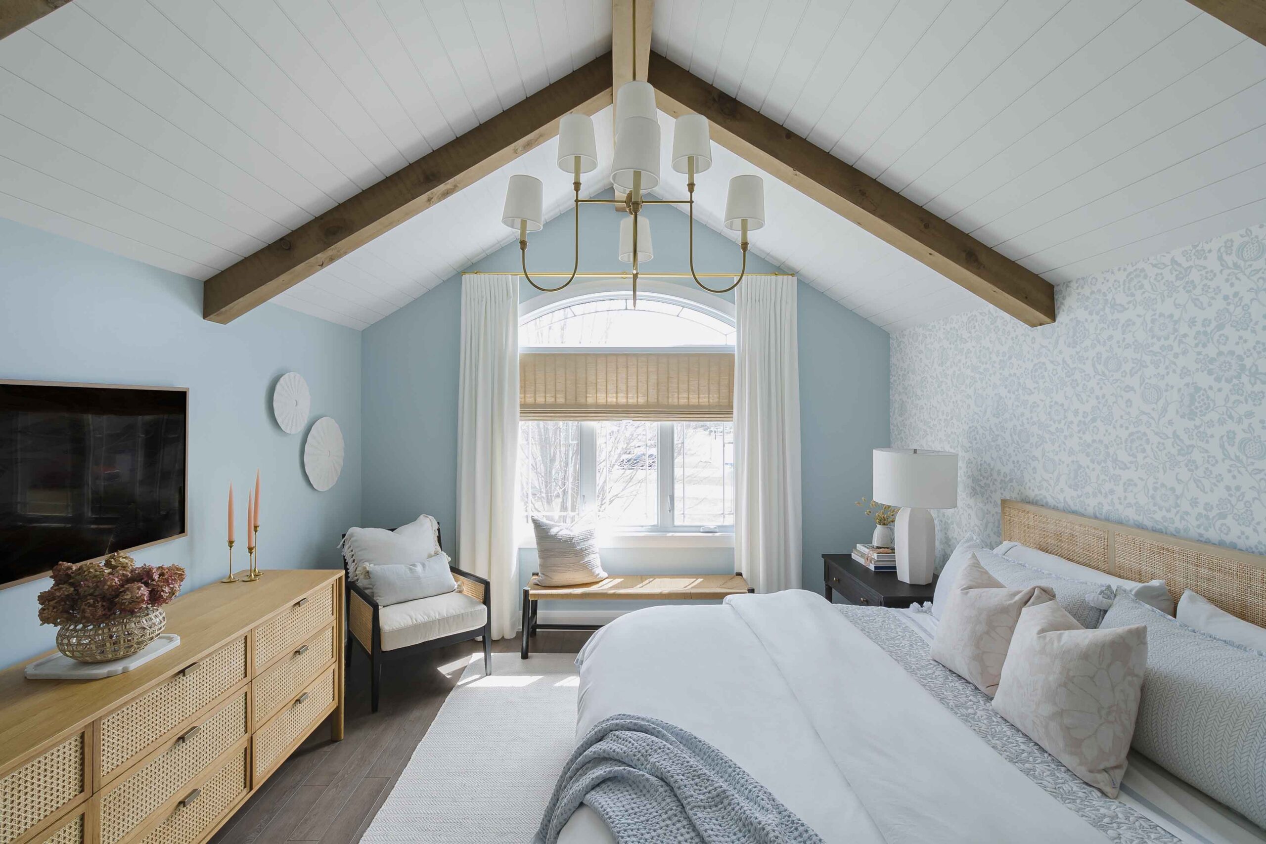 Modern Coastal Bedroom - Sonia V Photography