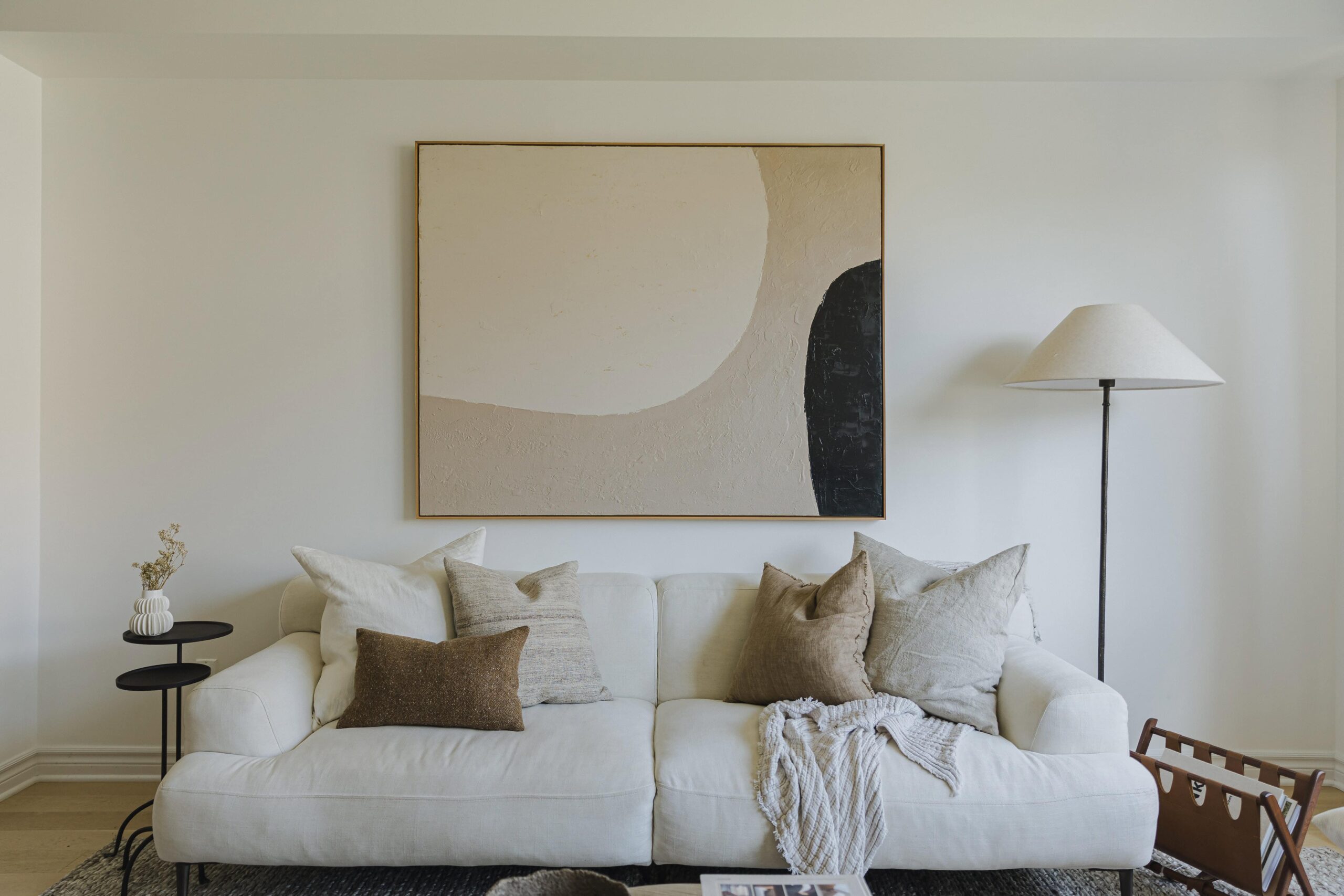 Modern Minimalist Kitchen & Living Room Interior Design - Sonia V Photography