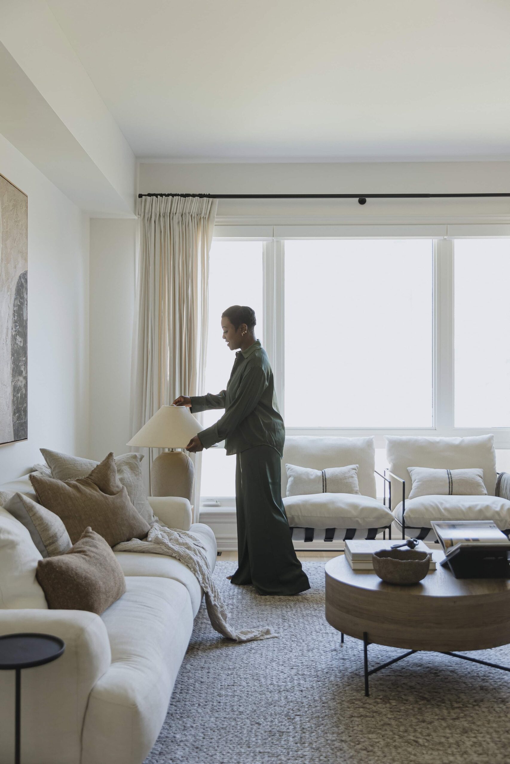 Modern Minimalist Kitchen & Living Room Interior Design - Sonia V Photography