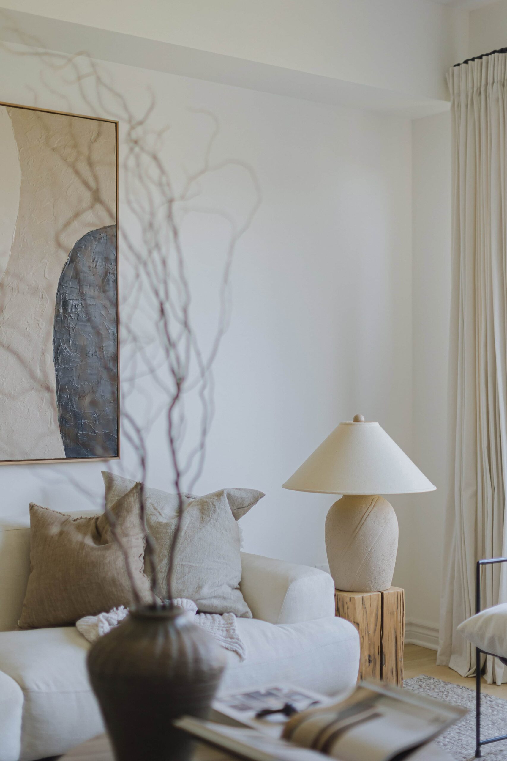 Modern Minimalist Kitchen & Living Room Interior Design - Sonia V Photography