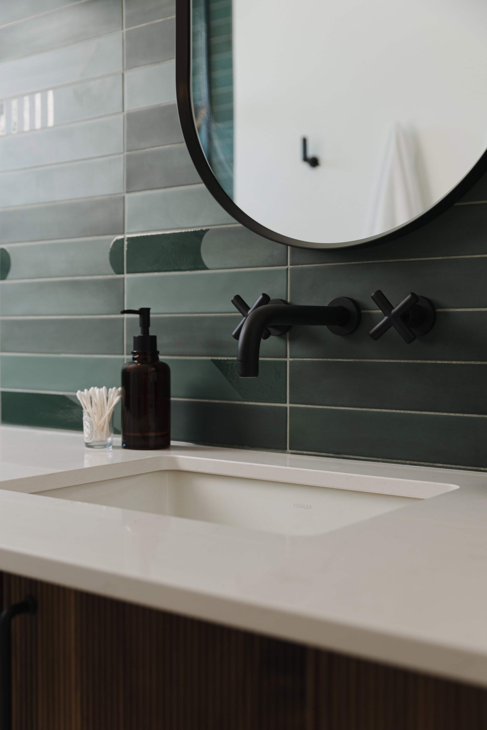 Green Mid Century Modern Bathroom - Sonia V Photography