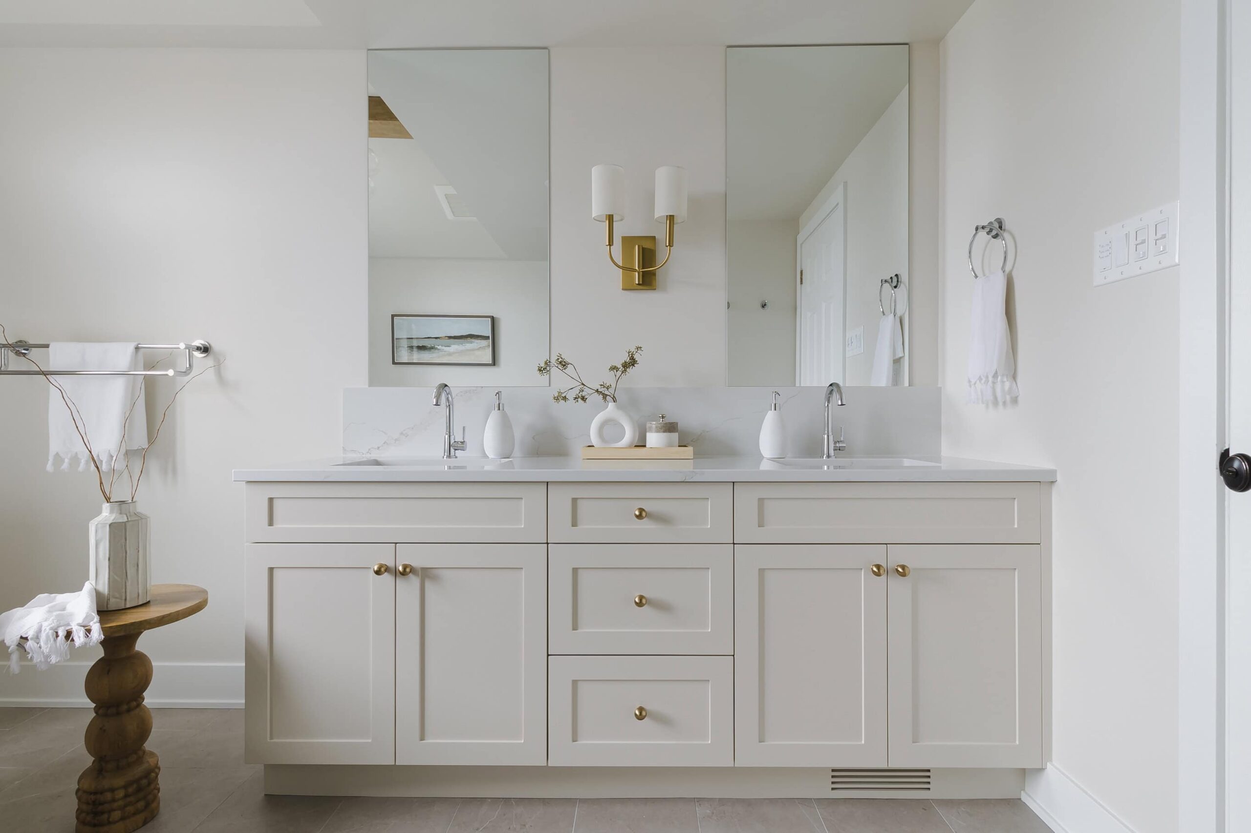 Neutral Bathroom Featuring A Bubble Chandelier - Sonia V Photography