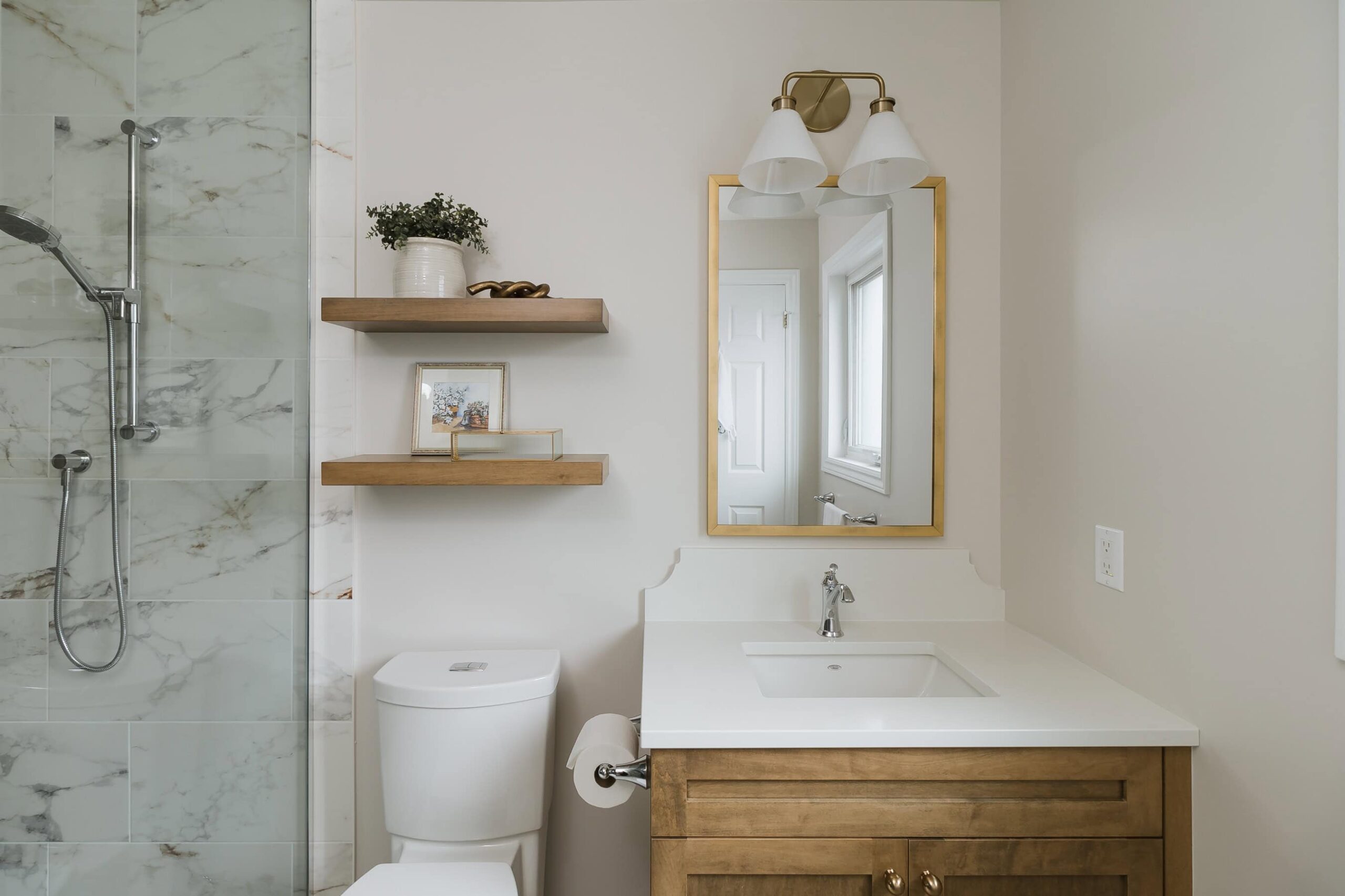 Neutral Bathroom Featuring A Bubble Chandelier - Sonia V Photography