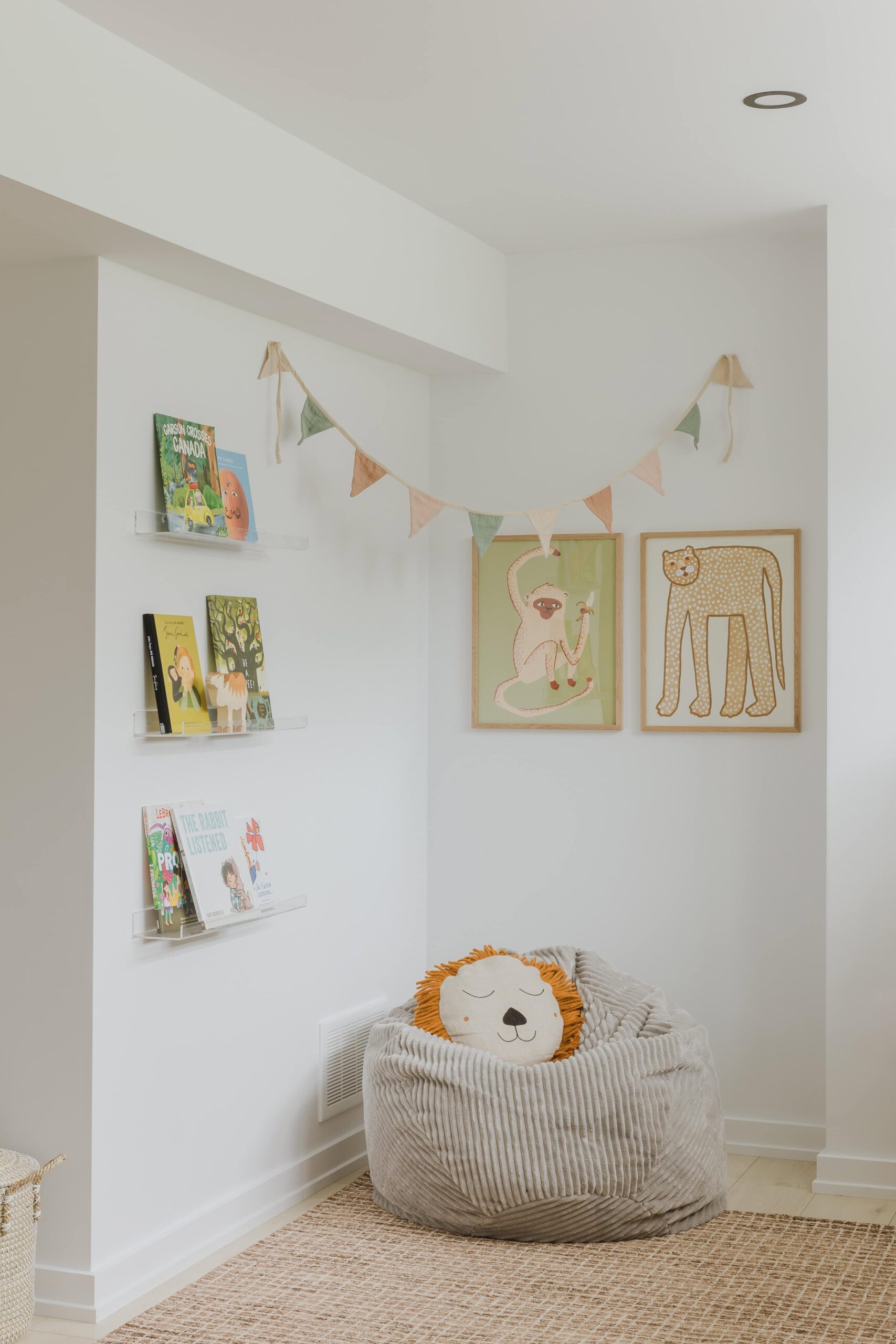 Jungle Themed Playroom - Sonia V Photography