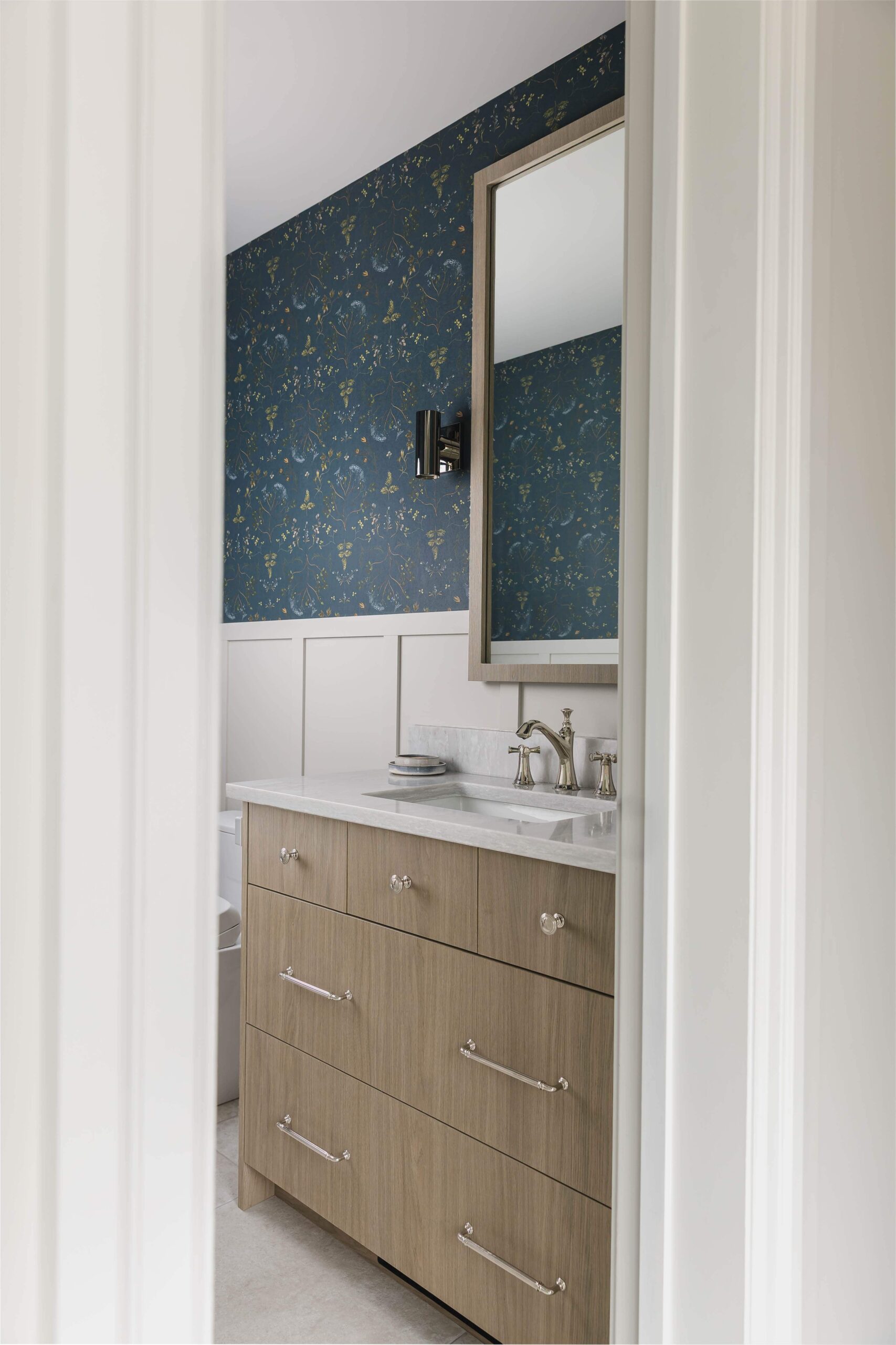 Modern Neutral Kitchen Design - Sonia V Photography