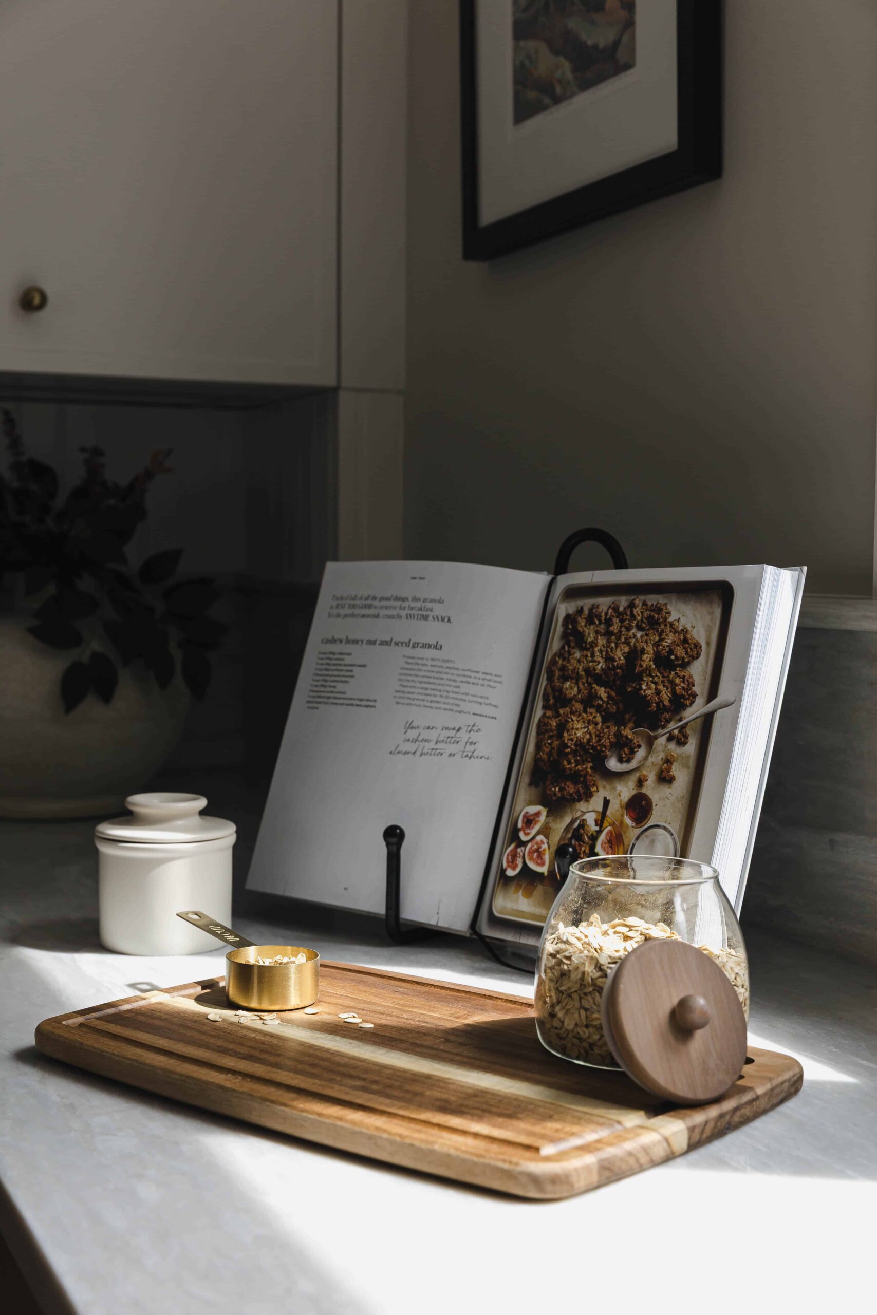 Modern Neutral Kitchen Design - Sonia V Photography