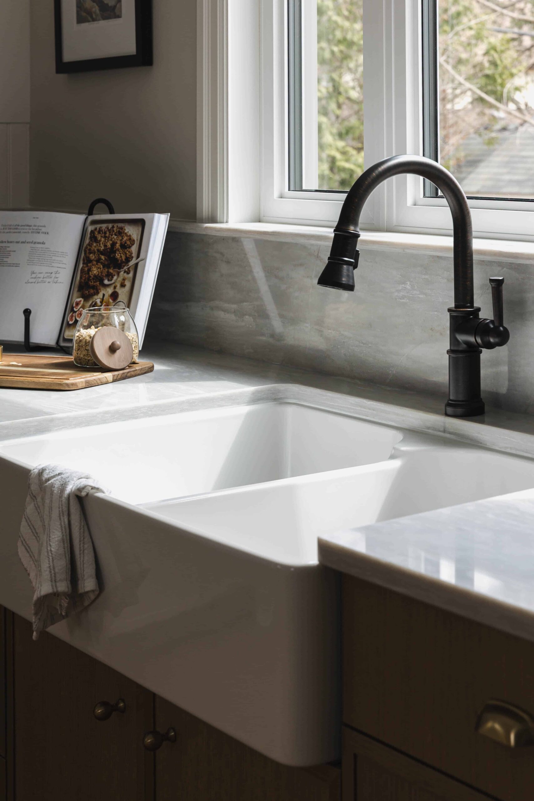 Modern Neutral Kitchen Design - Sonia V Photography