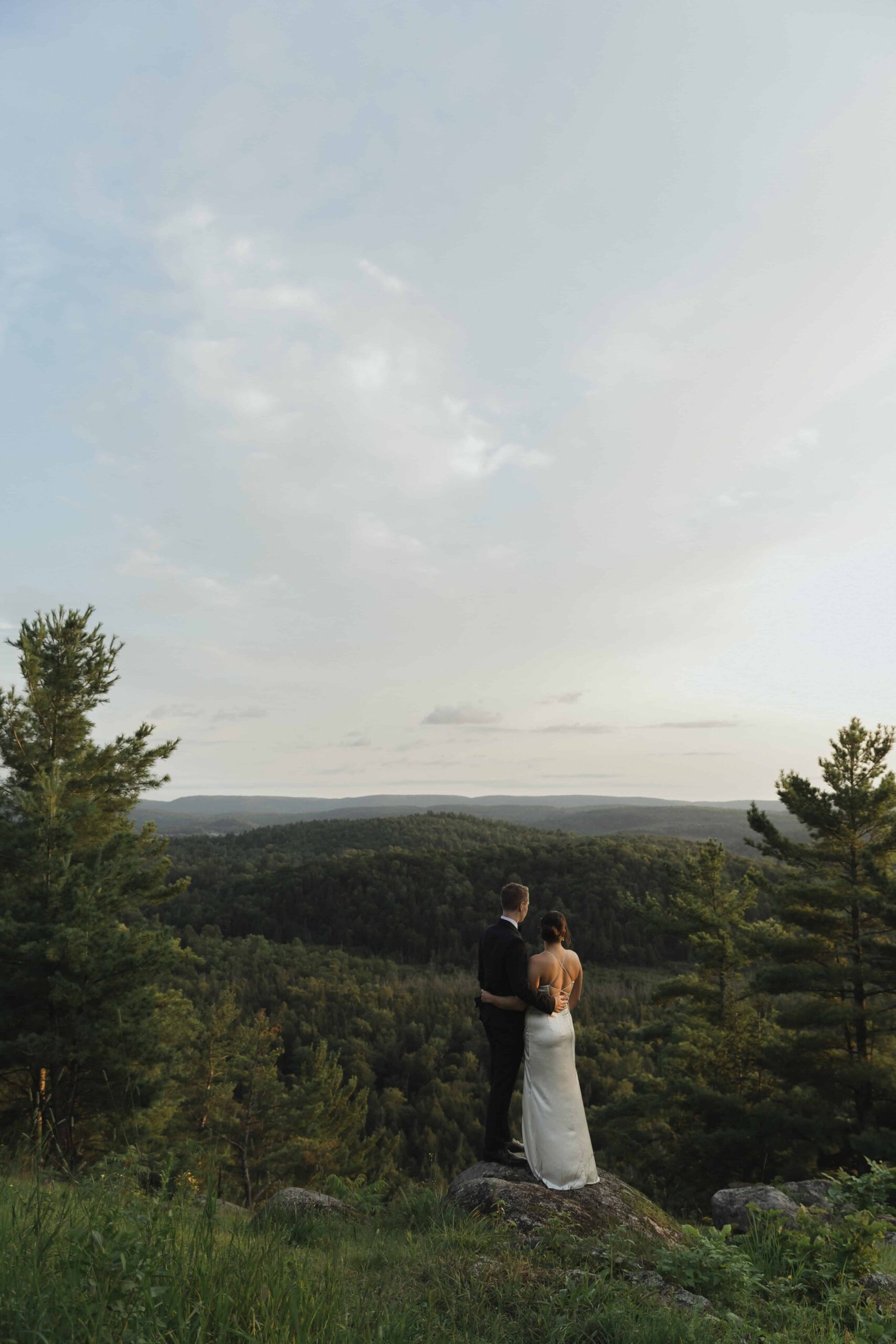 Le Belvédère Wedding Photos: Why This Venue Stands Out + The Best Photo Locations
