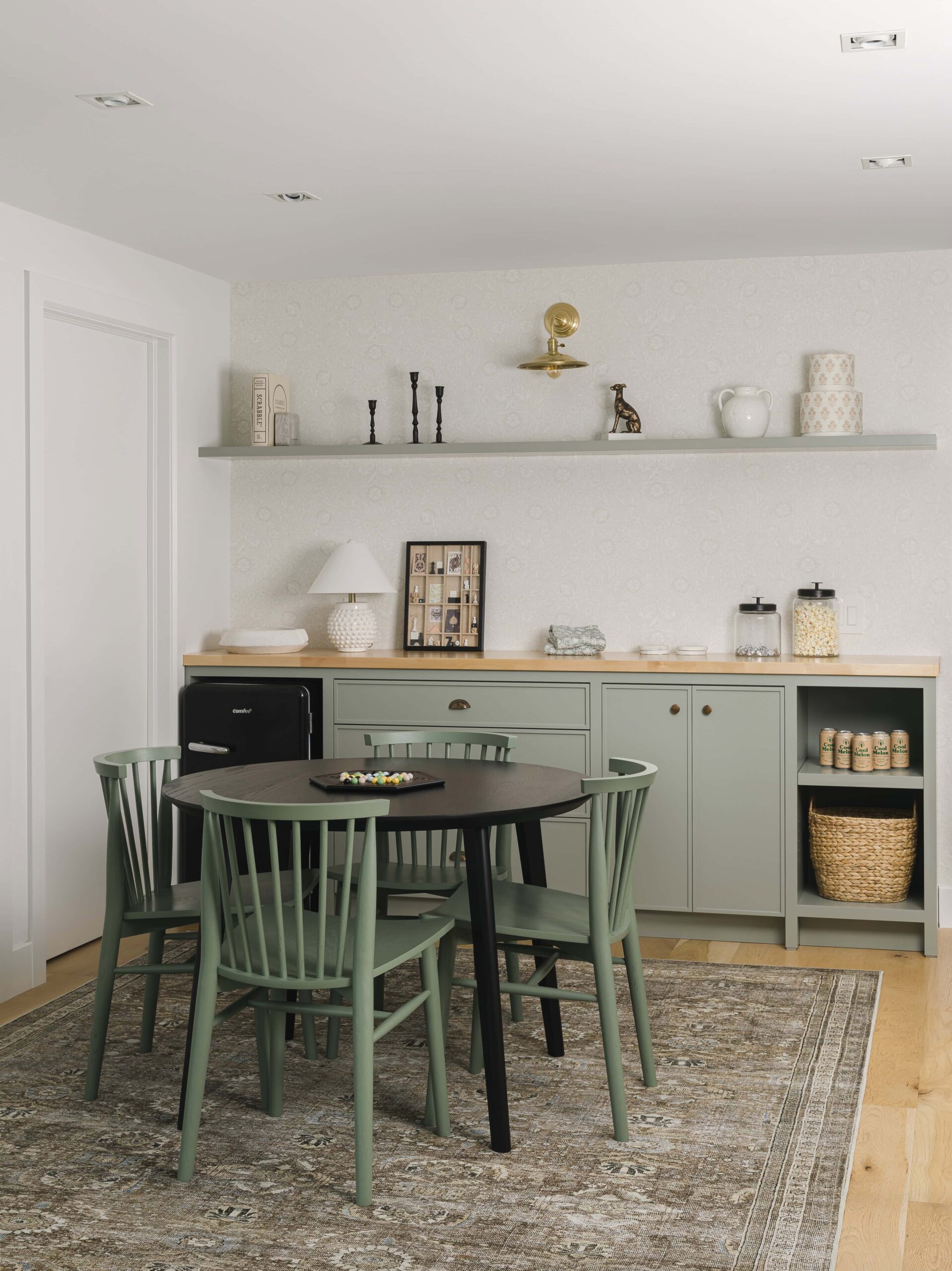 Teen Bedroom and Rec Room Redesign Ottawa - Sonia V Photography