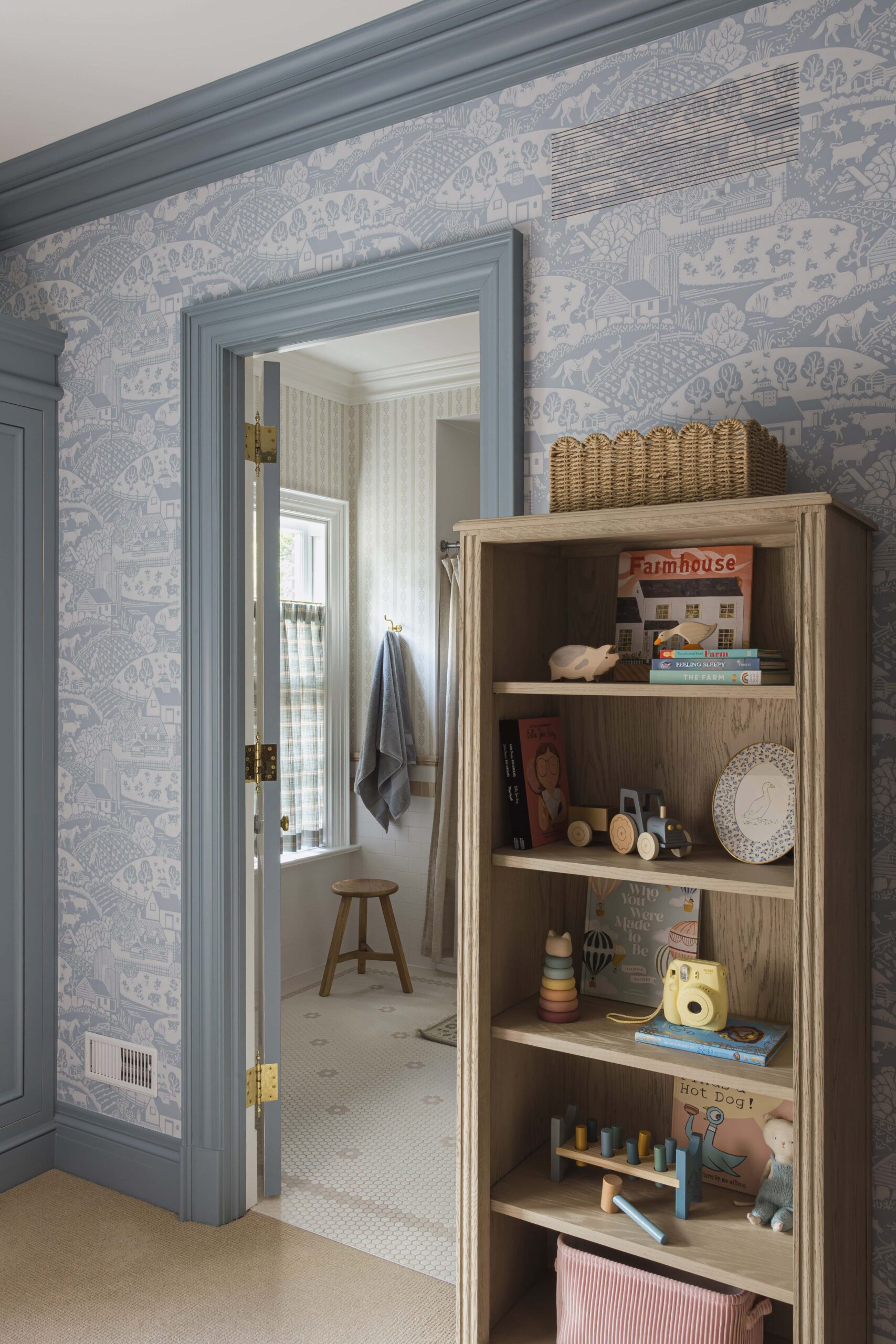 en suite designed for children - Sonia V Photography