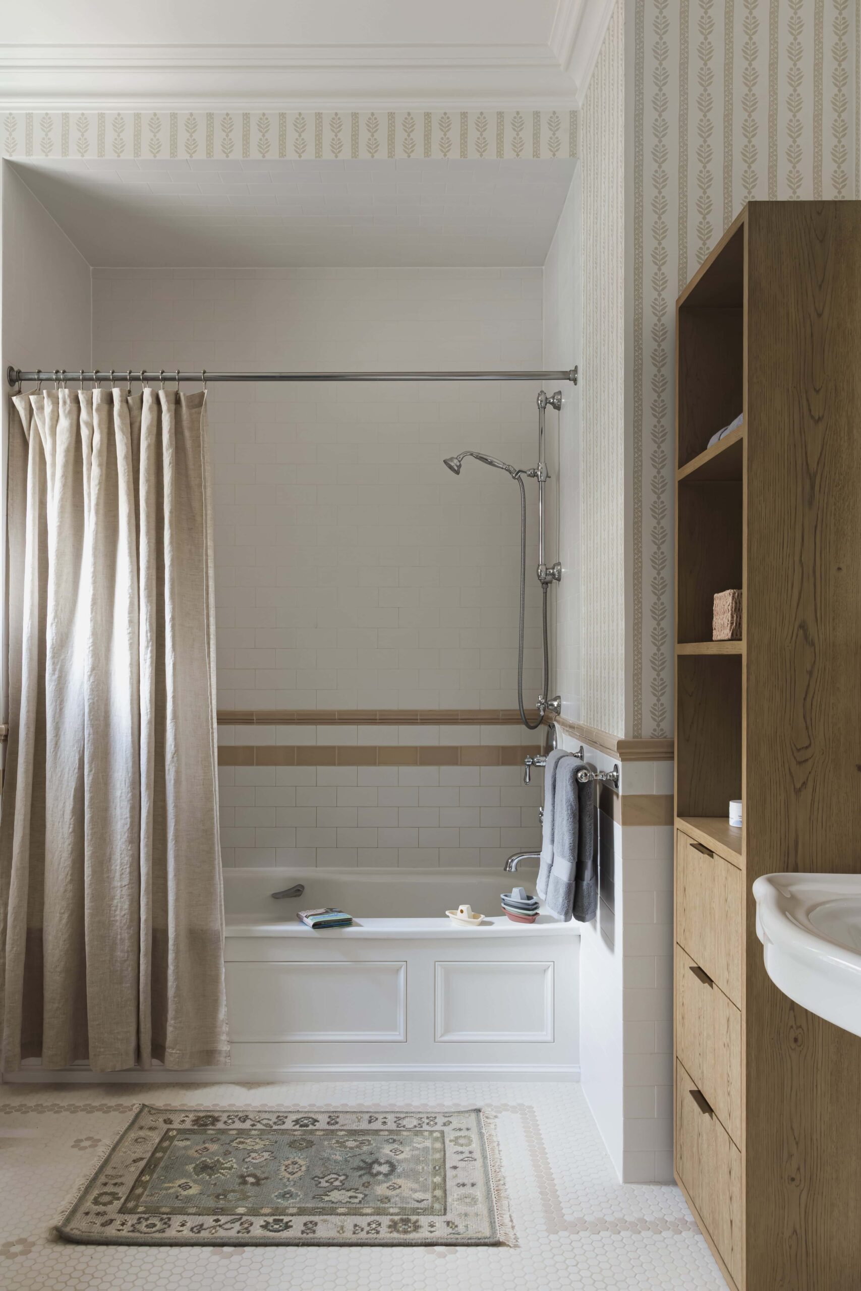 en suite designed for children - Sonia V Photography