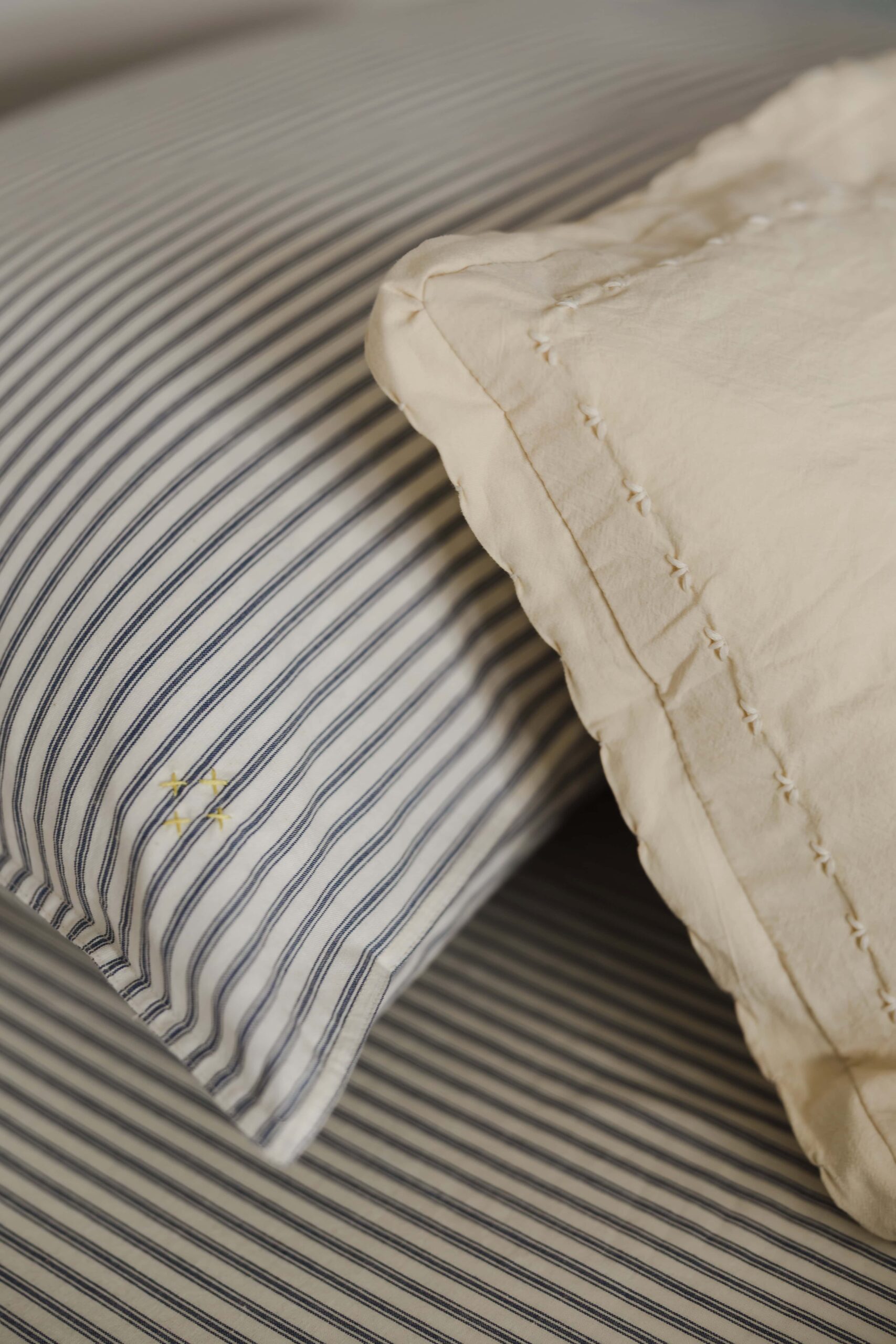 custom built-in bunk bed - Sonia V Photography