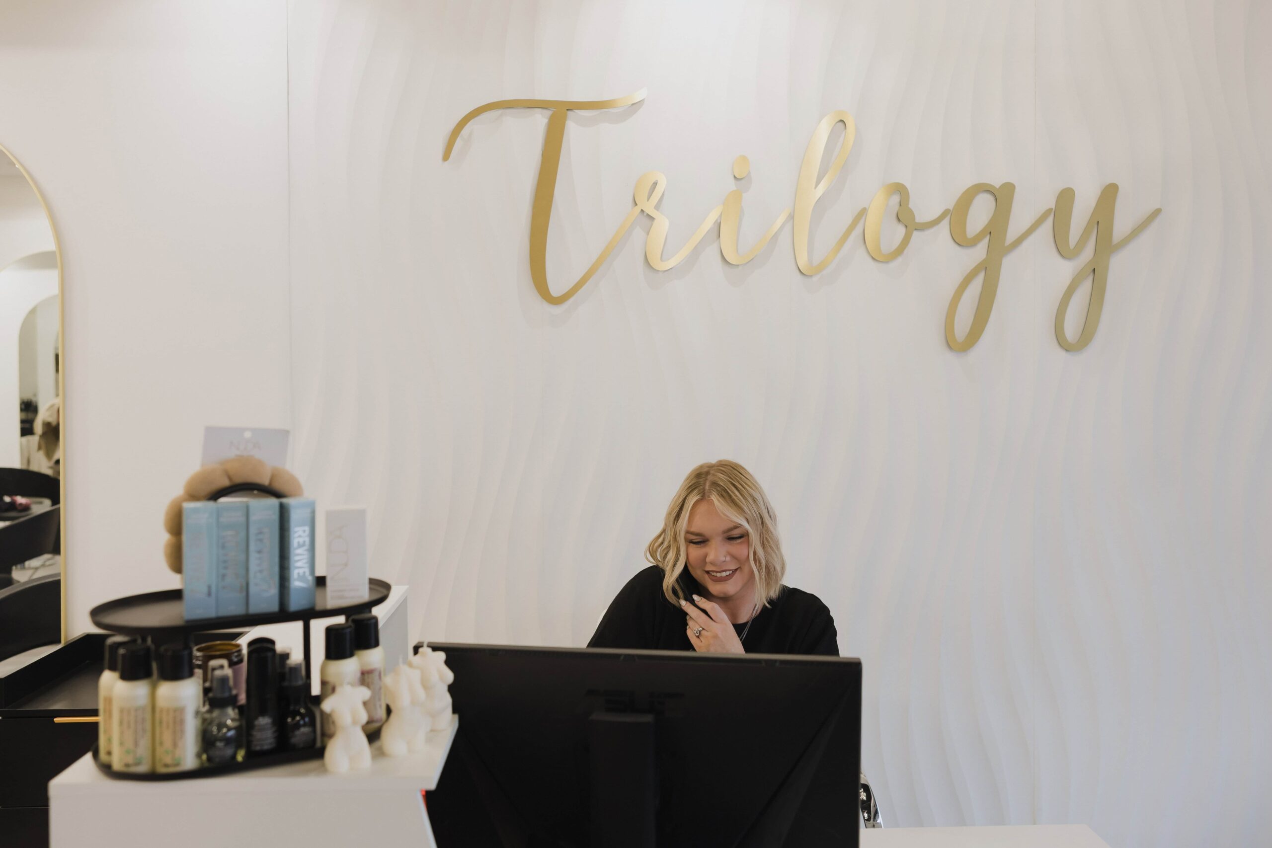 hair salon branding photos - sonia v photography