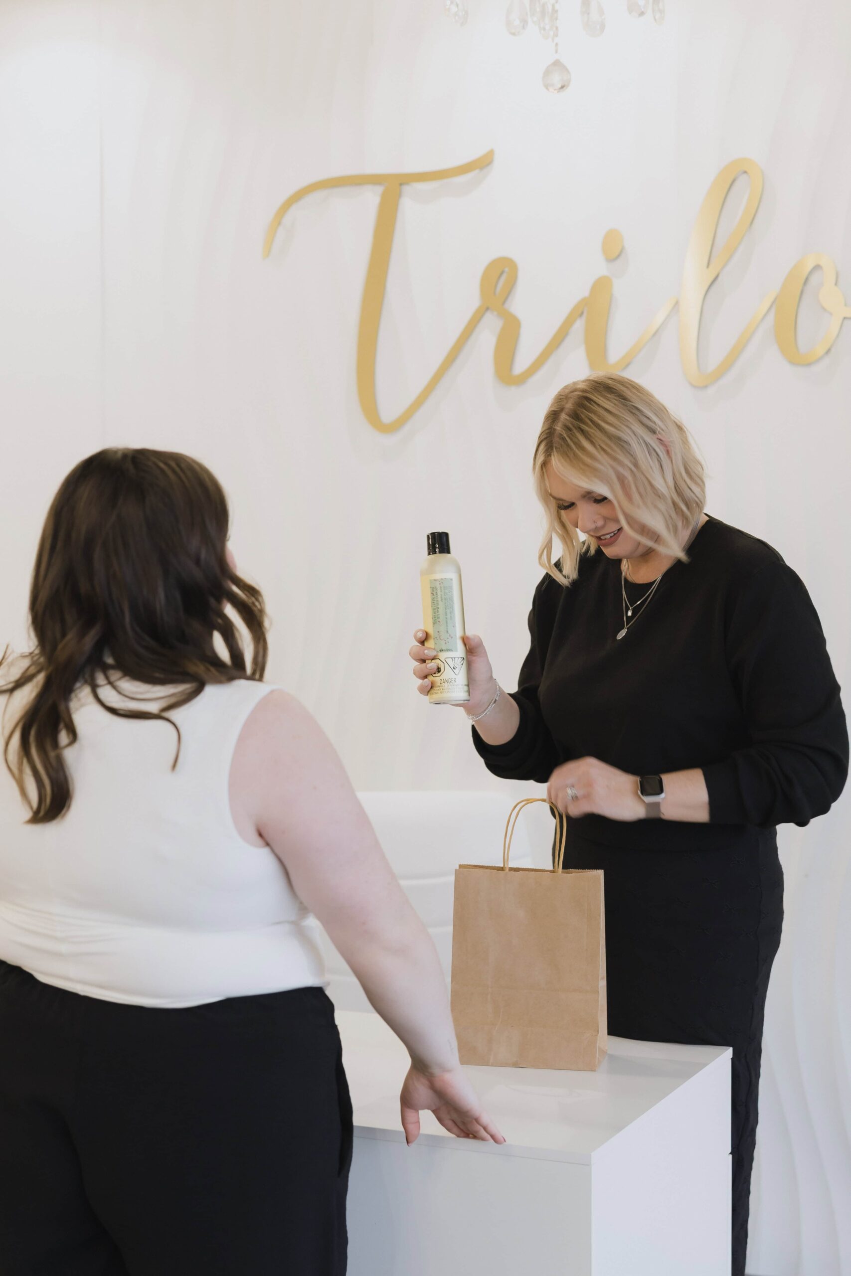 hair salon branding photos - sonia v photography