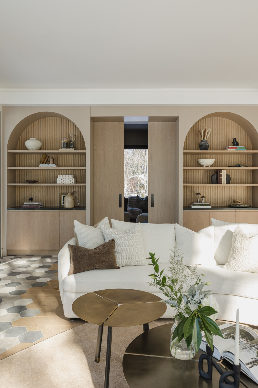 modern lakehouse in Ontario - Sonia V Photography