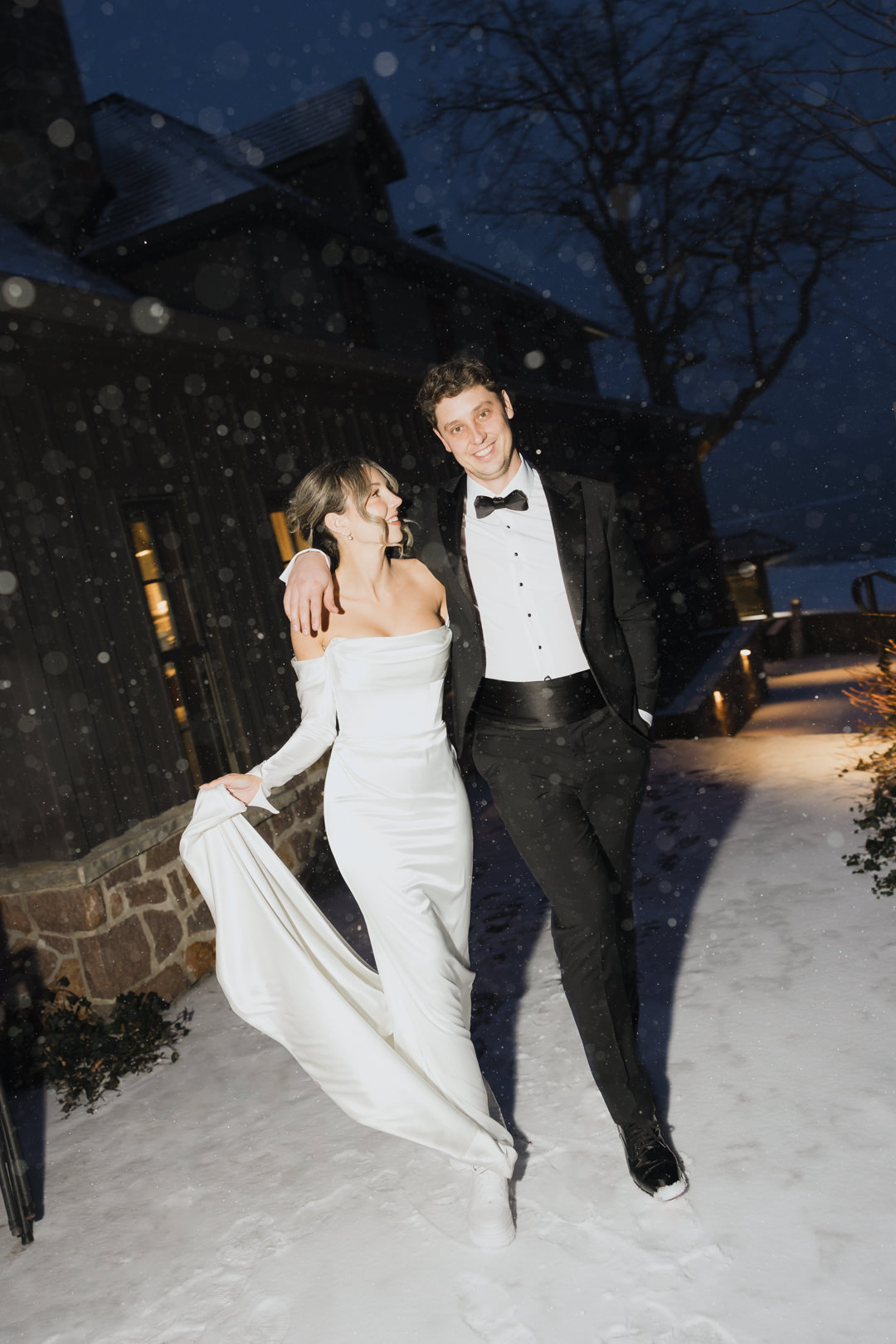 Winter Wedding at The Ivy Lea Club Kingston - Sonia V Photography