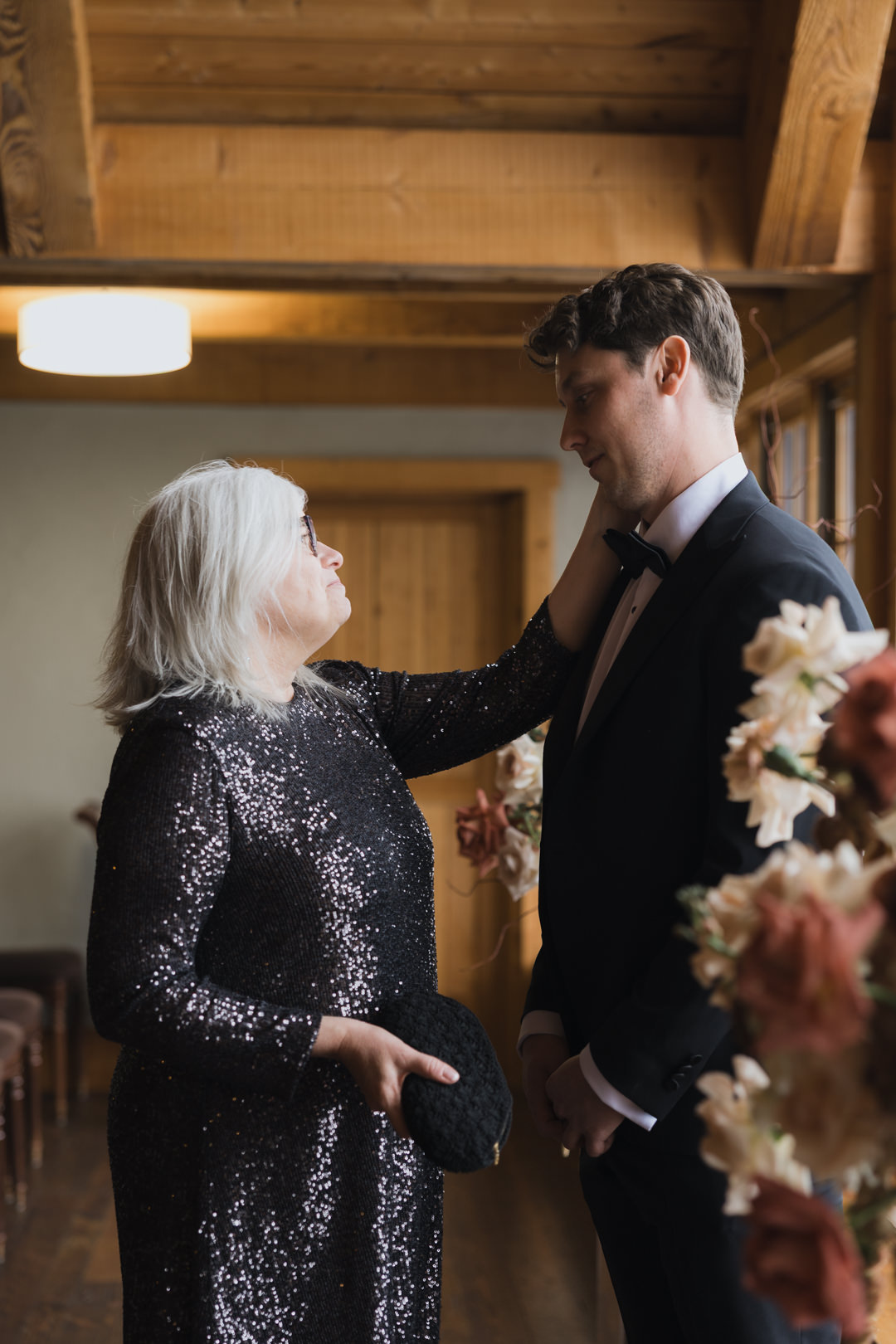 Winter Wedding at The Ivy Lea Club Kingston - Sonia V Photography