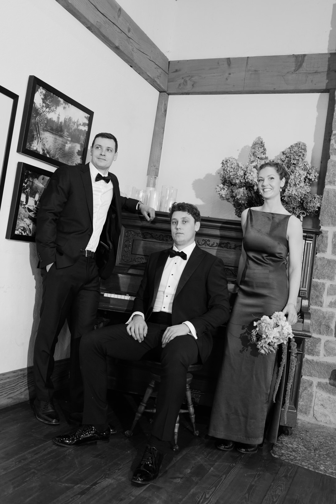 Winter Wedding at The Ivy Lea Club Kingston - Sonia V Photography